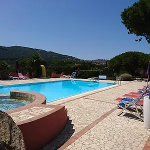 Melograno Camera Aparthotel